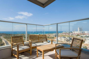 Sea view and new beach modern apart with balcony